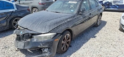 BMW 320i 2015 transmisión automática OEM 135 k millas - LKQ382541554 Foto 1 de 3