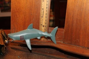 5-1/2" Blue Shark Action Figure Rubber - Picture 1 of 3