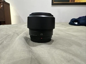 Panasonic Lumix 25mm F1.7 | H-H025 Prime Lens, Black - Micro 4/3 Mount - Picture 1 of 3