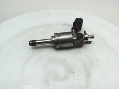 NISSAN QASHQAI Fuel Injector 2014-2021  - Image 1 of 4