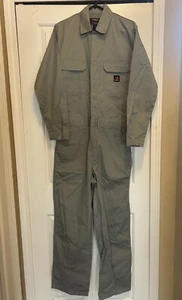 Flame Resistant Coveralls Men's Small Long Sleeve NEW - Picture 1 of 4