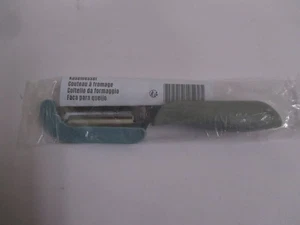 New Pampered Chef Cheese Knife - Item# 100478 - Picture 1 of 2