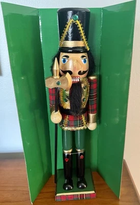 Kurt Adler Cascanueces 15" Rojo Verde Plaid Soldier F2218 Navidad NUEVO EN CAJA Foto 1 de 4