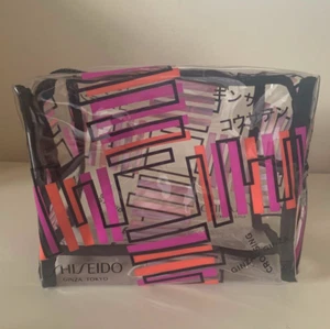 Shiseido Ginza Crossing Clear Travel Cosmetics Bag NEW - Picture 1 of 3