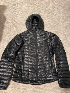 MOUNTAIN HARDWEAR Women's GHOST WHISPERER HOODY Jacket Black Size Small - Picture 1 of 7