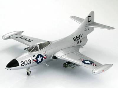 Hobby Master 1/48 F9F 2 Panther United States Navy 61st Fighter Squadron J - Image 1 of 4