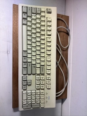 IBM PC PS/2 Keyboard KB-8923 FRU: 07H0666 Vintage 1997 Blue Logo 6 Ft Cable - Image 1 of 4