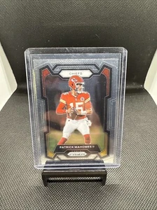 Tarjeta base Panini Prizm 2023 Kansas City Chiefs #149 Patrick Mahomes - Imagen 1 de 2