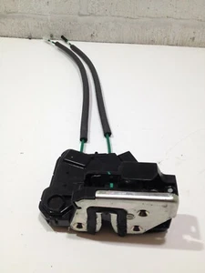 Mecanismo de bloqueo de puerta SSANGYONG TIVOLI TRASERO DERECHO CONDUCTORES FUERA DE LADO 2015-ON - Imagen 1 de 6
