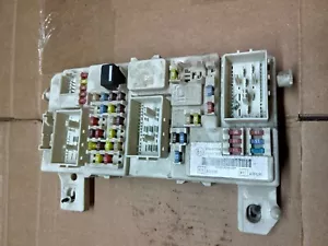 FORD FOCUS ST 225 FUSE BOX INTERIOR CODE HBB 3 DOOR 2006 MK2 - Picture 1 of 3