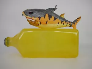 Treasure X Serie 5 Tiburón Tigre Dorado Hundido Repuesto y Accesorio Botella - Imagen 1 de 16