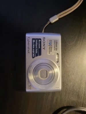 Sony Cyber-shot DSC-W810 21.0MP Compact Digital Camera - Silver - Image 1 of 3