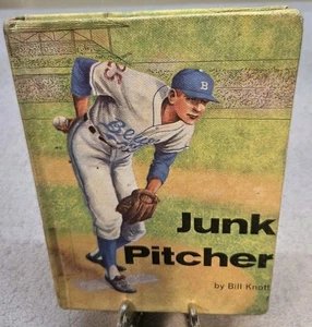 Junk Pitcher by Bill Knott (Follett copyright 1963)first edition hard cover Book - Bild 1 von 3