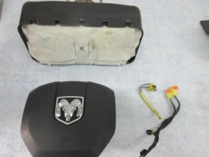 DODGE RAM OLD BODY CLASSIC 2019-21-2020-2022-2023-2024 KIT Airbag steering WHEEL - Picture 1 of 8