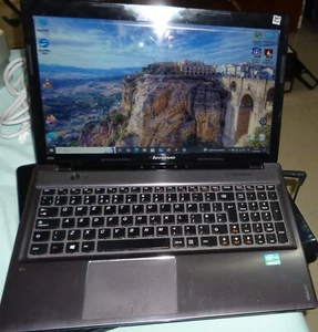 Lenovo Ideapad Z580 Laptop Core i3 2.2GHz 8gb RAM 250Gb SSD Win 10 Pro PERFETTO - Imagen 1 de 11