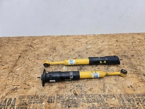 CARGADOR DODGE R/T 392 11-23 OEM 2X SUSPENSIÓN TRASERA RUEDA AMORTIGUADOR PUNTAL AMORTIGUADOR - Imagen 1 de 5