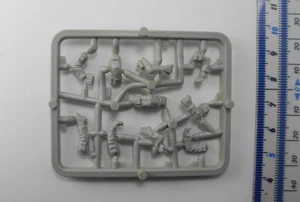 IMPERIAL ARMY ARMS SPRUE Plastic Rogue Trader Guard Warhammer 40K 1980s X2fB - Bild 1 von 2