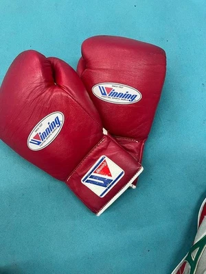 Winning Boxing Gloves 10oz MS-300 Red Lace Up Professional Used Genuine JAPAN　 - Image 1 of 4