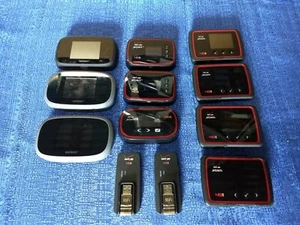 Mixed lot of 12 Verizon Hotspots - Afbeelding 1 van 6