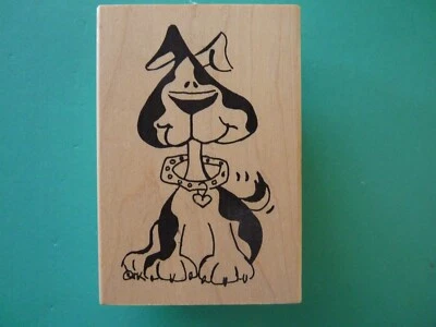 Caprichoso perro manchado con collar, sello de goma JUDITH vista frontal Foto 1 de 2