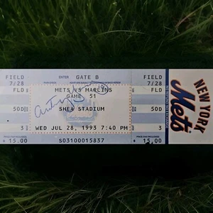 NY METS Autographed Ticket Anthony Young 1st Win After 27 Losses In a Row In 93' - Picture 1 of 4
