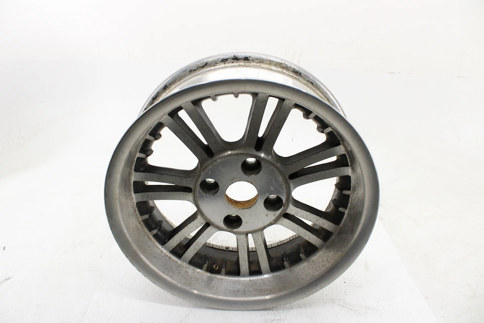 Harley-Davidson Tri Glide 2009-2024 rueda trasera 7 radios 15x5 Foto 1 de 4