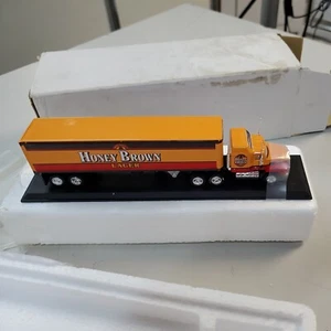 HONEY BROWN LAGER BEER TRUCK SEMI 18 WHEELER CCY05 CH600 MATCHBOX ULTRA - Picture 1 of 9