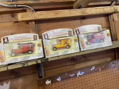 CORGI MOTORING Memories COLLECTABLES - COLMAN'S MUSTARD Diecast Van in Box, 1997 - Image 1 of 2