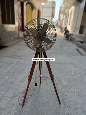 Ventilador de pedestal trípode de madera ajustable moderno eléctrico eficiente energéticamente de 3 velocidades Foto 1 de 4