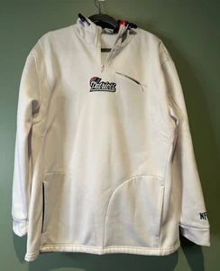New England Patriots NFL Hoodie Men’s Large Pullover Sweatshirt Embroidered Team - Picture 1 of 10