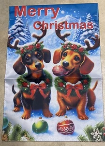 FELIZ NAVIDAD JARDÍN BANDERA "2 PERROS SALCHICHA" DECORACIÓN NAVIDEÑA NYLON 12"X18" - Imagen 1 de 1