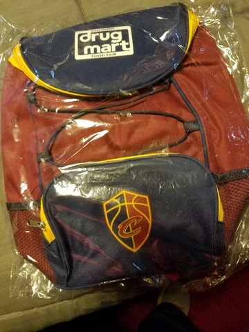 Cleveland Cavaliers Cooler Backpack Wine and Blue SGA 4/9/2019 New Cover