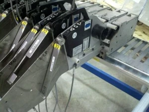 Hover Davis QP2F10-32 IP / QP 32mm Multipitch Feeder (140216) - Picture 1 of 1