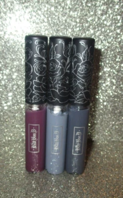 Lápiz labial líquido eterno KAT VON D KVD Mini SINNER, WOOLF, DAGGER Foto 1 de 2