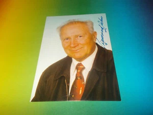 Sigmund Jähn DDR Kosmonaut signed signiert Autogramm auf Autogrammkarte - Bild 1 von 1