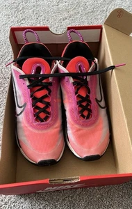 NIKE WMNS AIR MAX 2090 LILA HELADA talla 6,5 - Imagen 1 de 5