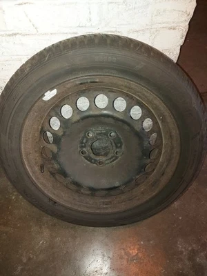 Verkaufe vier Allwetterreifen auf einer Opel Insignia Stahlfelge - Bild 1 von 3