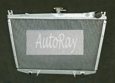 Radiador de aluminio para 86-97 Nissan D21 Pickup Pathfinder L4 2,4 L V6 3,0 L AT/MT Foto 1 de 4