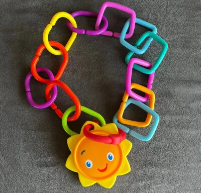 12 eslabones de plástico para dentición de bebé sonajero solar cara feliz estrella mordedor colorido Foto 1 de 4