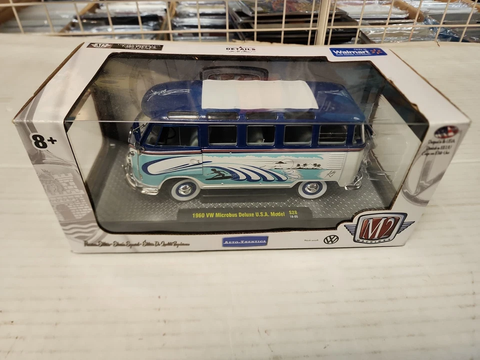 M2 Machines Volkswagen Beetle 1:24 Diecast Car - Blue (40300-78A)