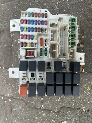 Smart 454 Forfour Scatola Fusibili - Immagine 1 di 3