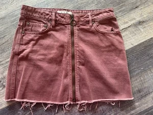 WE THE FREE People Virgo Denim Jean Skirt Mauve Front Exposed Zip Mini Sz 27 - Picture 1 of 6