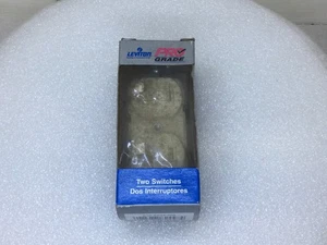 Leviton 5224-2IS 15 Amp 120/277V Combination Single Pole Switches - Picture 1 of 7