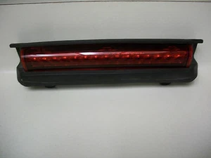 CHEVY SUBURBAN GMC YUKON 00 01 02 03 04 05 06 LUZ FRENO PARADA OEM - Imagen 1 de 2