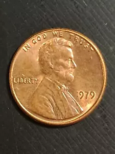 1979 Red Misaligned Strike Error Cent Lincoln Memorial Penny Off-Center Strike - Picture 1 of 12