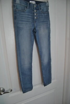 Kids Jeans by Jordache size 8 Blue in Color Super Skinny RN 98826 - Image 1 of 4