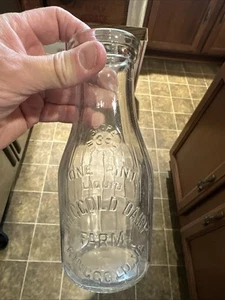 Ringgold Dairy Farm Embossed Pint Milk Bottle Ringgold Virginia VA 3c Store Btl - Picture 1 of 15