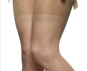 Eleganti 15 Denier Cuban Heel Fully Fashioned Nylon Stockings Imperfects M L XL - Picture 1 of 16