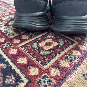 Black Adidas Trainers Size 8 - Picture 1 of 11