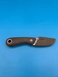 Gerber Vertebrae Knife 2.4" 7CR17Mov SS Blade Rubber Handle Broken Sheath 4.3oz - Picture 1 of 8